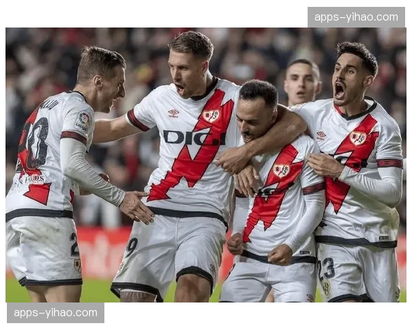 巴列卡诺客场逼抢战术：面对巴萨控球体系时的压迫时机与阵型保持